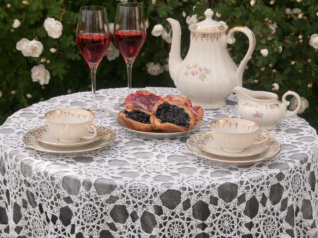 Bed and Breakfast Ekeby I Bro Экстерьер фото